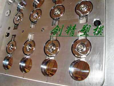 【專業(yè)高擋翻蓋模具,蝴蝶蓋模具和產(chǎn)品加工】價格,廠家,圖片,塑料模,余姚市朗霞創(chuàng)精塑料模具廠-