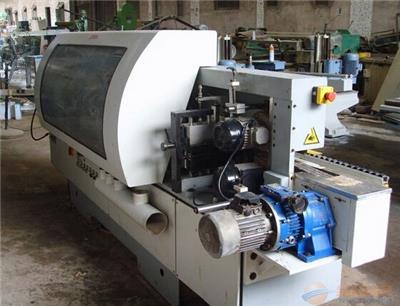 拱形護(hù)坡塑料模具 瑞達(dá)護(hù)坡塑料模具產(chǎn)品的專業(yè)加工與應(yīng)用